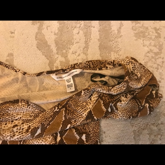 Diane Von Furstenberg Snakeskin Tunic - Picture 5 of 5
